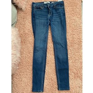Size 7 Hollister jeans